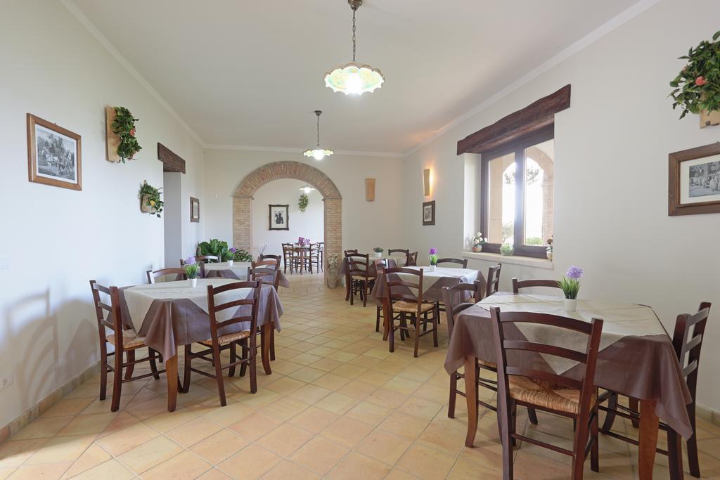 Agriturismo Feudo Muxarello Aragona Bagian luar foto