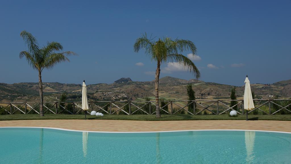 Agriturismo Feudo Muxarello Aragona Bagian luar foto