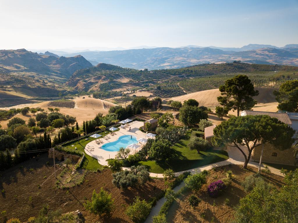 Agriturismo Feudo Muxarello Aragona Bagian luar foto
